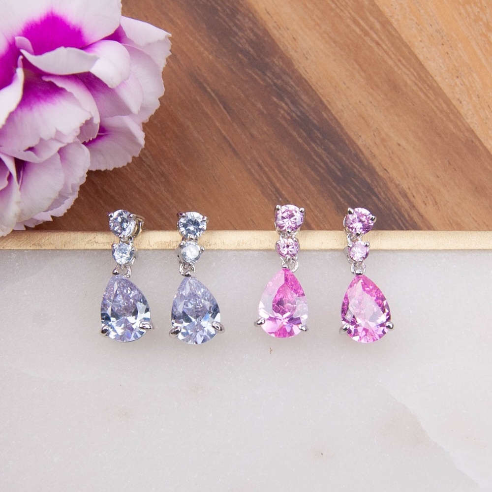 Dainty Dangling Cubic Zirconia Earrings | Teardrop